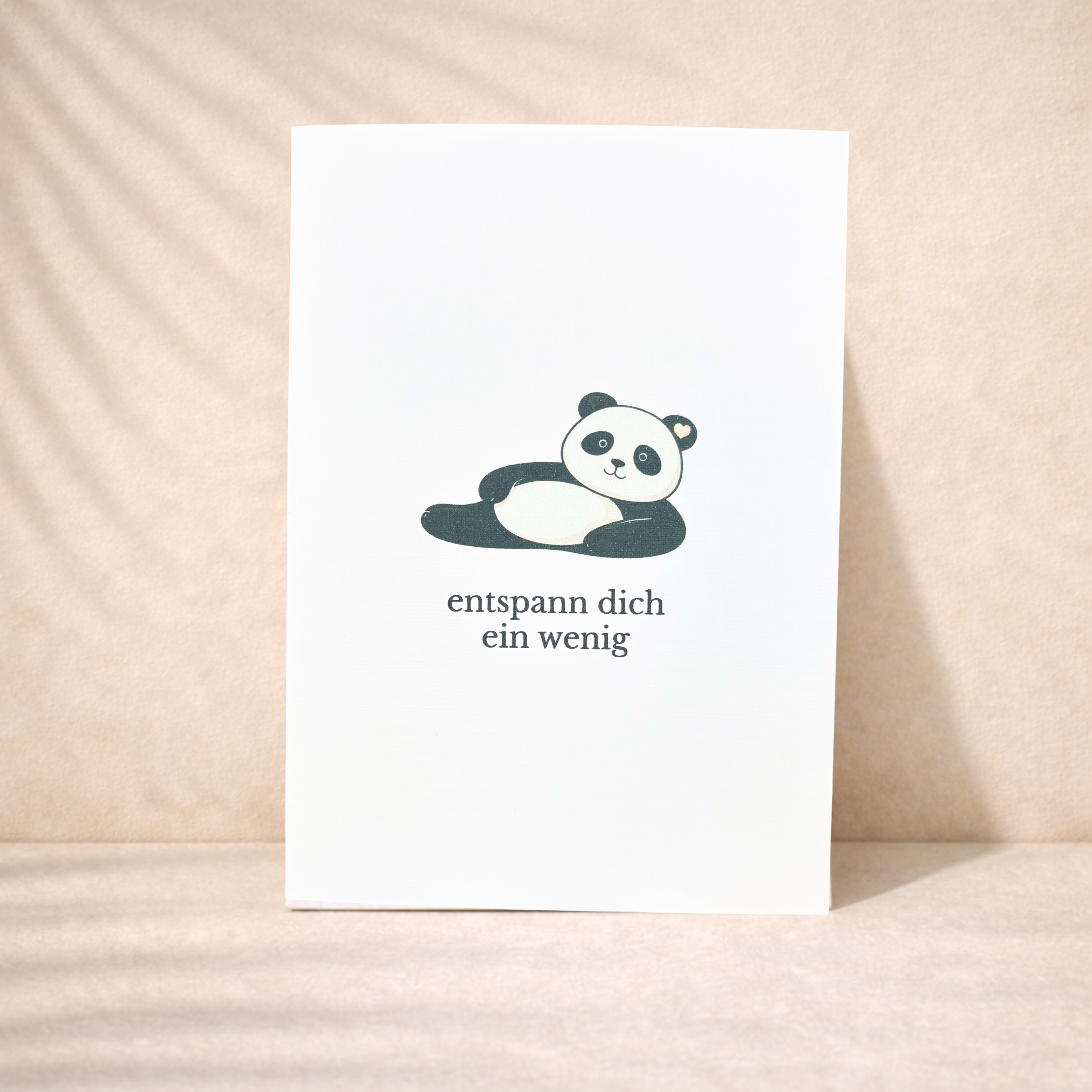 Leinen Grußkarte „Entspann dich ein wenig“ – Panda Karte Selfcare inkl. Umschlag