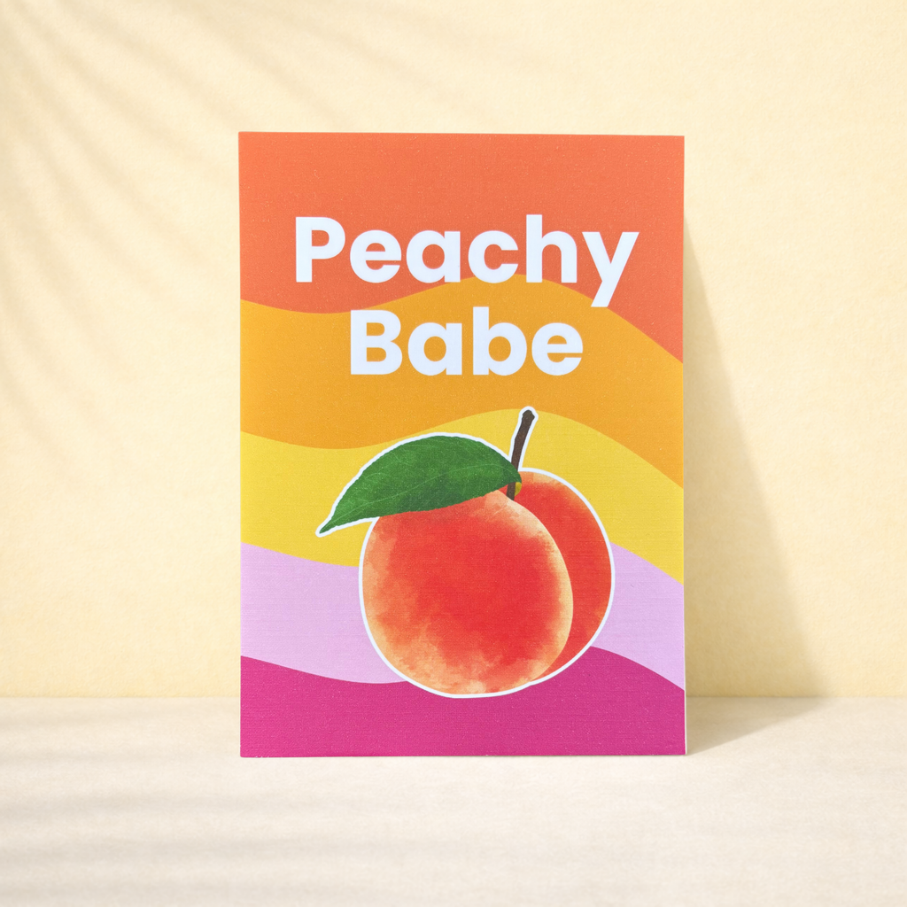 Grußkarte „Peachy Babe“ – moderne Karte mit Umschlag